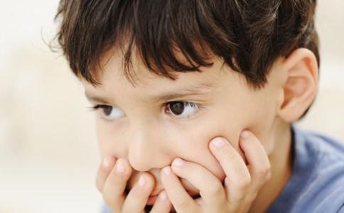 择思达斯_小孩子头部总是抽动是怎么回事如何治疗